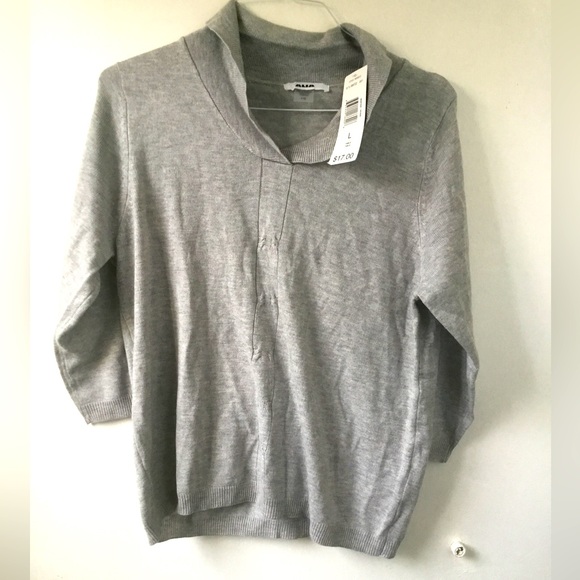 BNWT Alia sz lg sweater - Picture 1 of 2